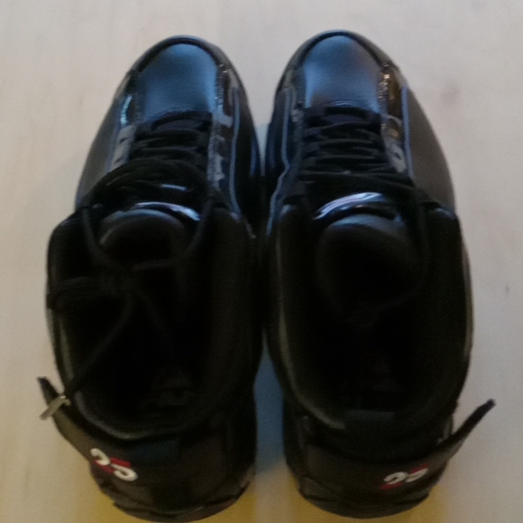 Sold***FILA-Grant Hill sneakers..Black w/red & white, size 12 (25th anniversary) - Picture 8 of 9